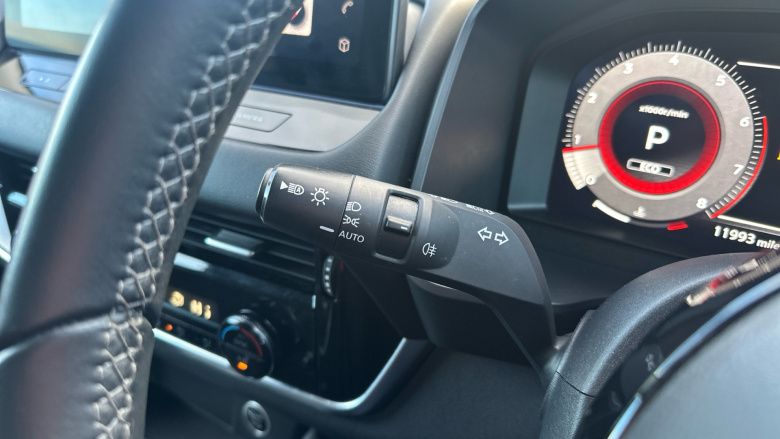 Nissan Qashqai 1.3 DiG-T MH 158 N-Connecta 5dr Xtronic Petrol Hatchback